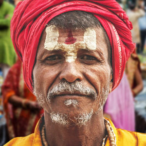 Вот что индусы делают, когда в их доме гости: странно, что сами к такому не привыкли